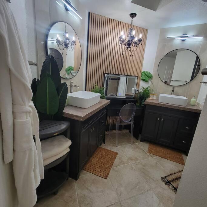 The Ritz Spa Sanctuary Hot Tub/Patio/Fam/Pet Las Cruces Exterior photo